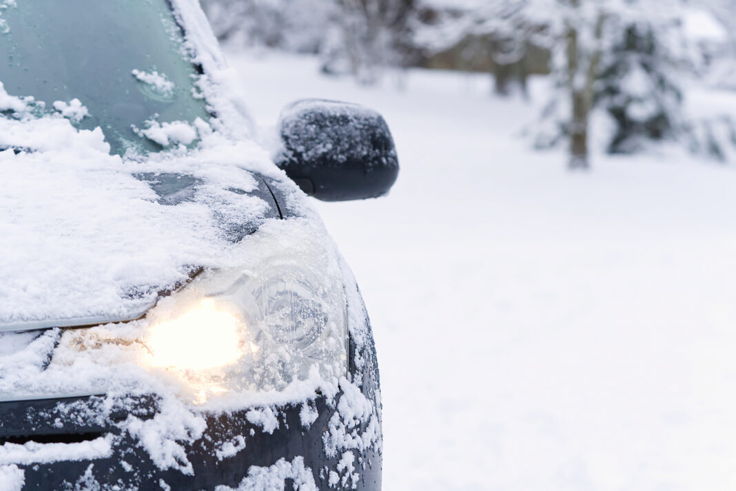 Zimowa-pielegnacja-akumulatora-samochodowego-–-Jak-zadbac-o-akumulator-w-chlodne-dni Zimowa pielęgnacja akumulatora samochodowego – Jak zadbać o akumulator w chłodne dni?